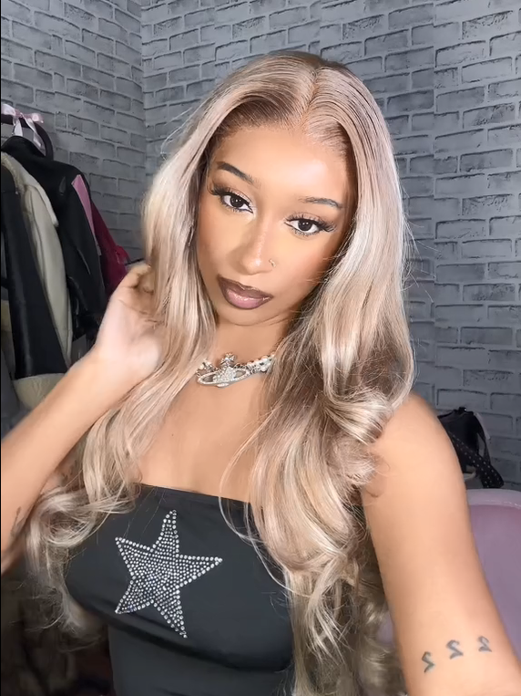 Exclusive Original Blonde Highlight Lace Front Human Hair Wigs #P18/613 Blonde Hair with Highlights for Sale