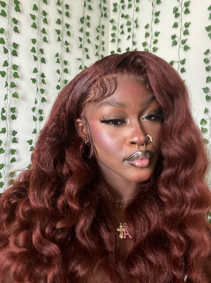 250% Density Glueless Wand Curl Wear Go HD Lace Wig With Pre-Plucked Natual Hairline Pre-Cut HD Lace Tiny Knots