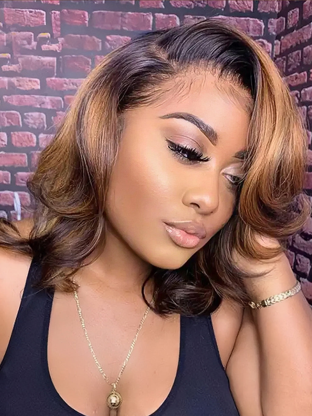 Dorsanee Brown Highlight Short Body Wave Bob Wigs 13x4 Lace Frontal Human Hair Wig Bob Wig