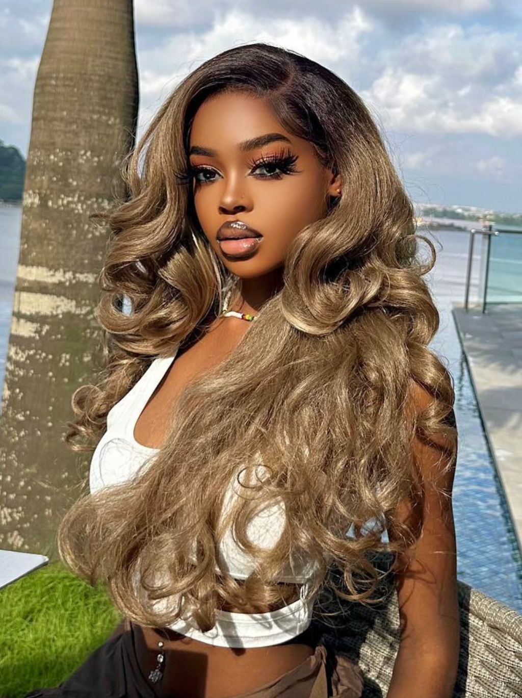 Dorsanee Ash Honey Blonde Brown Body Wave Human Hair Wigs With Black Roots